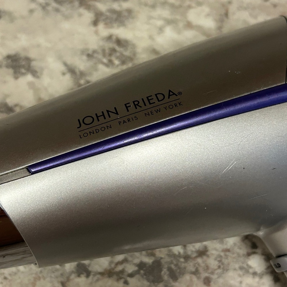 John Frieda Hair Dryer Silver 1875W Full Volume Styling Tool JF1R Blow Dryer - Picture 2 of 10